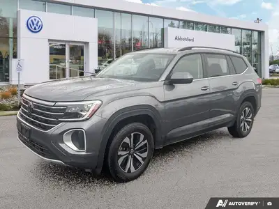 This Volkswagen Atlas boasts a Intercooled Turbo Regular Unleaded I-4 2.0 L/121 engine powering this...