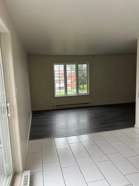 4.5 à Lévis - Style Condo in Long Term Rentals in Lévis - Image 4
