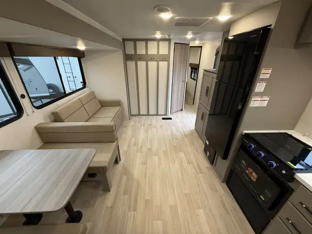 2026 KEYSTONE RV Hideout 291 BRWE in RVs & Motorhomes in Nelson - Image 26