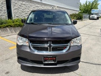 CERTIFIED!! 7 PASSENGER! 1 OWNER POLICE VAN!! SXT MODEL FULL STOW N GO!! REAR CLIMATE!! CRUISE CONTR... (image 6)