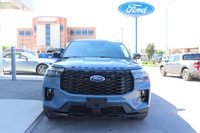 Capital Ford Lincoln Winnipeg Ltd (MB's #1 Rated Ford Store) Check out this vehicle's pictures, feat... (image 1)