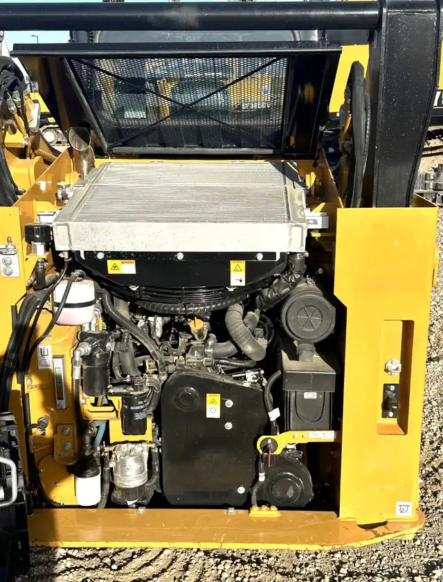 2025 SANY ST230V Track Skid Steer in Heavy Equipment in Lethbridge - Image 12