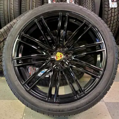 4 NEW ALL-SEASON 21" Porsche Macan tires & wheels Macan Turbo wheels & tires Tires 295/35R21 winter...