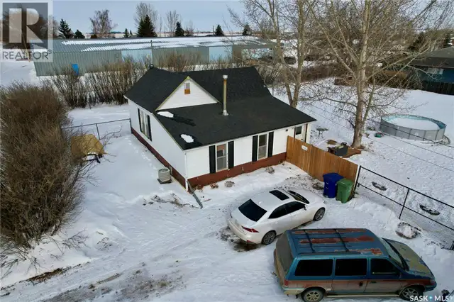 200 3rd STREET Dundurn, Saskatchewan in Houses for Sale in Saskatoon - Image 3