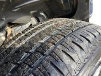 Experience legendary durability and high-tech utility in this purpose-built pickup, featuring standa... (image 7)