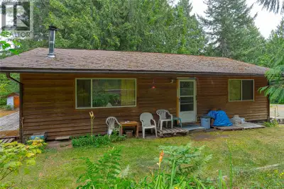 Looking for a slice of country living with room to breathe? This property on Spider Lake Road delive...