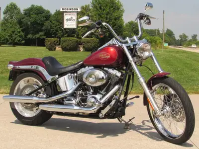 ONLY $33 Week + tax! - Low 40,600 KM Come check out this very clean 2008 Softail Custom with only 40...