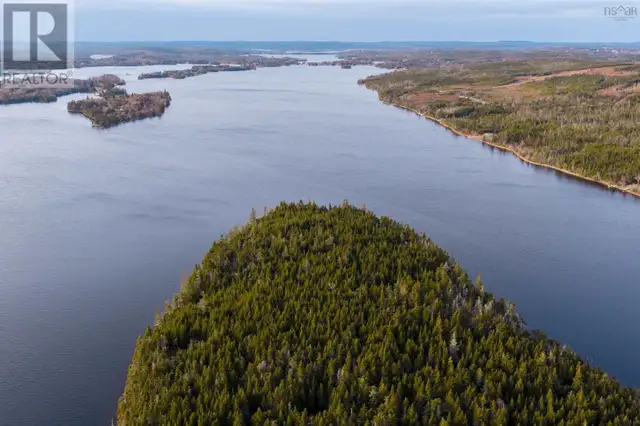 Long Pt Lawrencetown Seaforth, Nova Scotia in Land for Sale in City of Halifax - Image 6