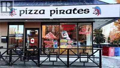 Well-known local pizza shop located in the heart of Sutherland, a high-traffic area surrounded by re...