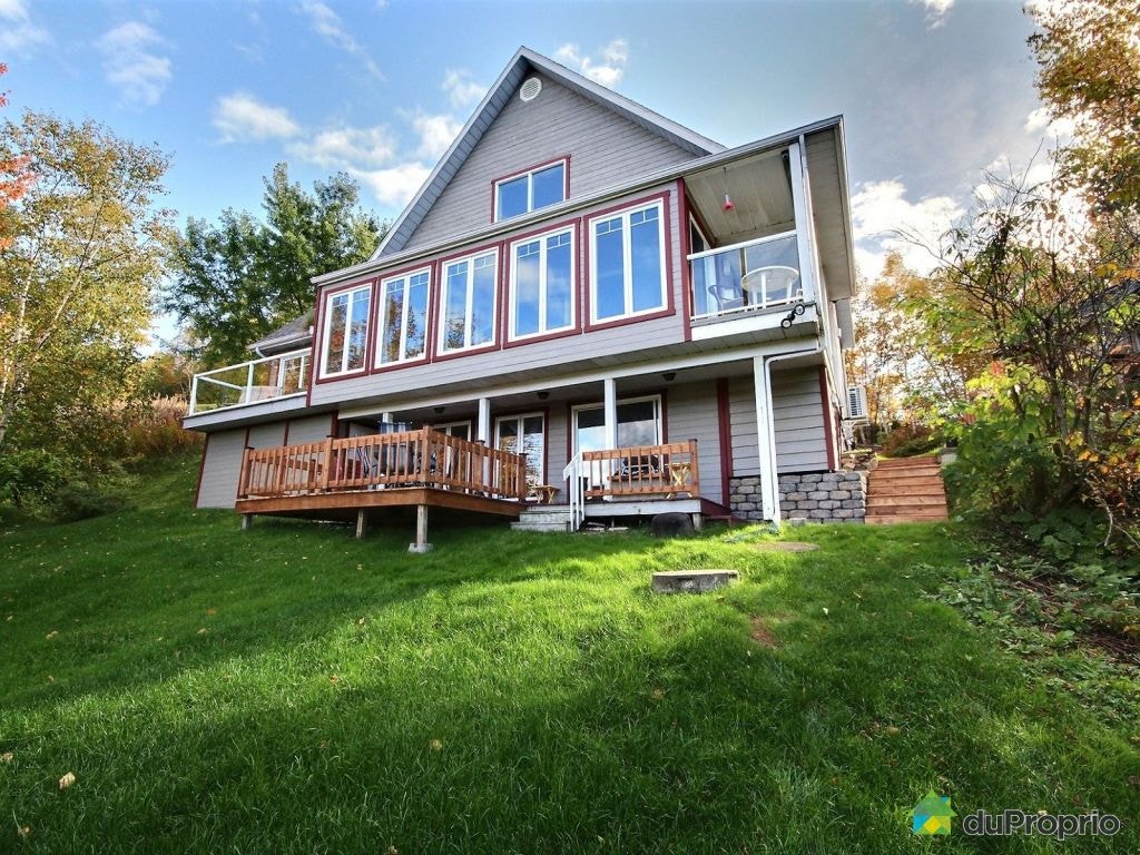 $749,000 - 1 1/2 Storey for sale in L'Anse-St-Jean — photo 1