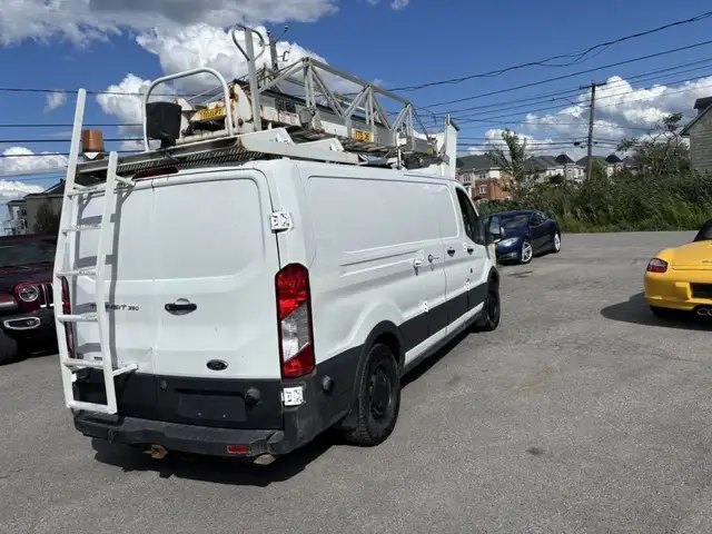 2018 Ford Transit Cargo Van WITH BOOM LIFT65359640947842123