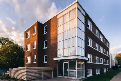 AVAILABLE AUGUST 1ST!!! 2 BEDROOM!!! PET FRIENDLY!!! VIRTUAL TOUR: https://my.matterport.com/show/?m...