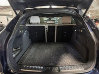 This Jaguar F-PACE has a strong Intercooled Turbo Premium Unleaded I-4 2.0 L/122 engine powering thi... (image 7)