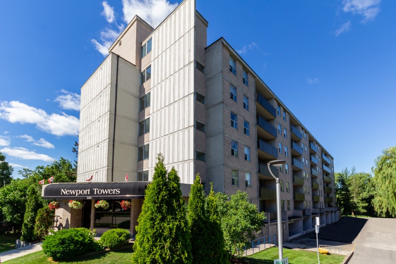 2 Bedroom Apartment Kitchener Newport Towers Modern Upgrades! Long
