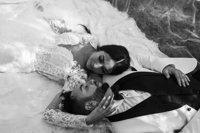 Photographer and Videographer Wedding Packages at a Very Good Price62864740580867122