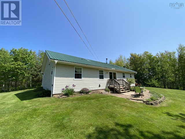147 Carlson Lane Marshville, Nova Scotia in Houses for Sale in Truro - Image 2