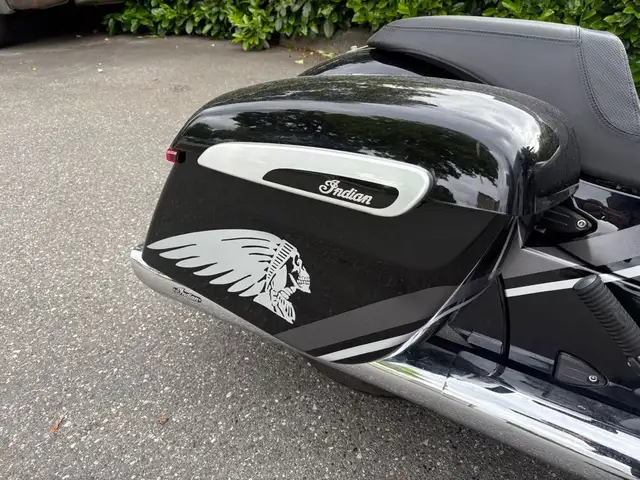 2020 Indian Motorcycle CHIEFTAIN in Street, Cruisers & Choppers in Delta/Surrey/Langley - Image 6