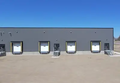 D25//Brandon/For Lease - Modern Warehouse & Cross Dock FacilityNew to the market! This 8,000 sq. ft....