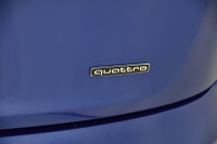 Traction intégrale Audi quattro / Black optics /Bleu ultra metallic / Sièges et volant en cuir chauf... (image 8)