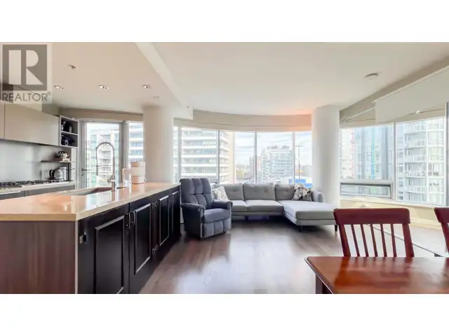 809 1661 ONTARIO STREET Vancouver, British Columbia62864379540611120