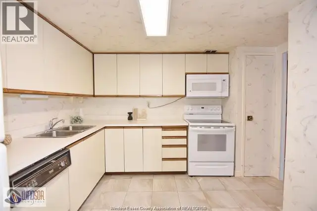 2144 PELISSIER Unit# 601 Windsor, Ontario in Long Term Rentals in Windsor Region - Image 22
