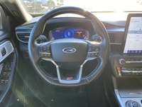 CLEAN CARFAX ONE OWNER, Heated and Cooled Front Seats, Heated Steering Wheel, 360 Camera, ADAPTIVE C... (image 9)