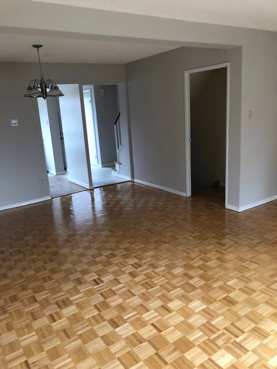 Spacious three bedroom townhouse for rent - 1 MONTH FREE* 5