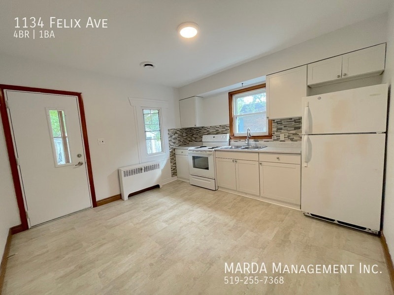 SPACIOUS 4 BED 1 BATH HOUSE IN WEST WINDSOR! Long Term Rentals