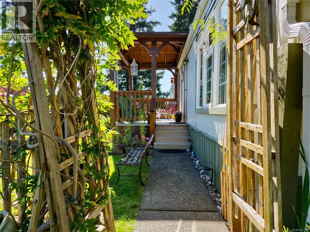 2129 Rama Rd Campbell River, British Columbia | Houses for Sale ...
