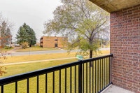 Amenities: Outside Green Space • Quiet Building • Air Conditioning Suite & Building: Spacious one-be... (image 8)