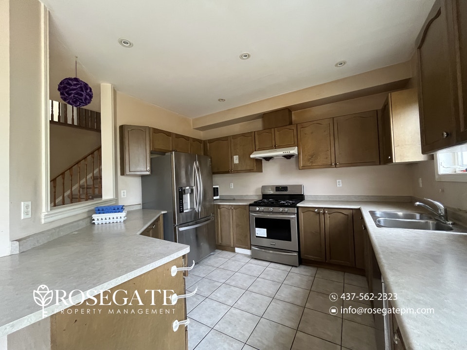 4-Bedroom Semi-Detached Home in Brampton 2