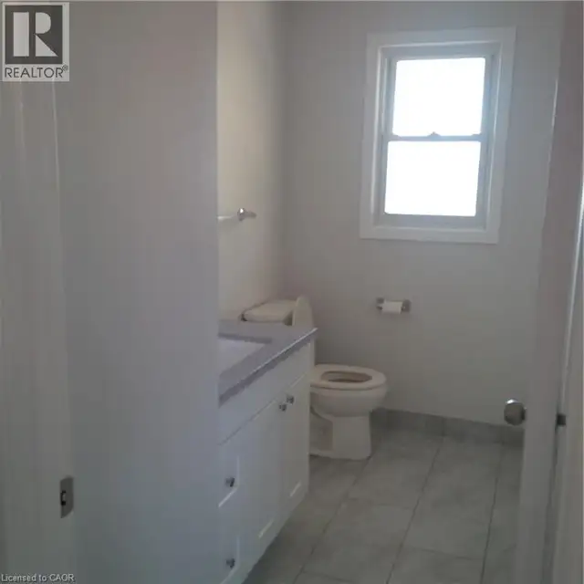245 EIGHTH Avenue Kitchener, Ontario in Houses for Sale in Kitchener / Waterloo - Image 15