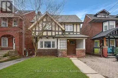 UPPER - 102 GREENWOOD AVENUE Toronto (Greenwood-Coxwell), Ontari