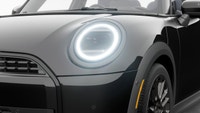 MINI Laval vous présente la puissante et pratique *MINI Cooper C 5 portes 2026*. Grâce ? sa disposit... (image 5)