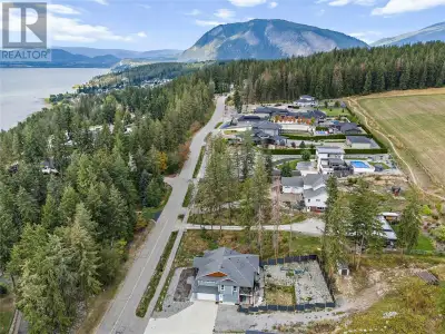 Welcome to this stunning luxury home in the prestigious Woodland Heights subdivision of Salmon Arm....