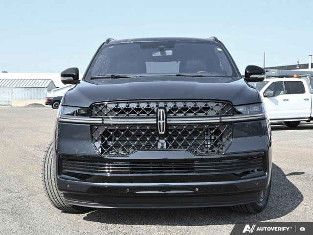 2025 Lincoln Navigator Reserve in Cars & Trucks in Edmonton - Image 2