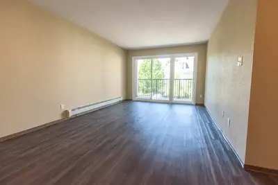 Anondale Court - 2 Bedroom available at 443 Superior Street, Vic
