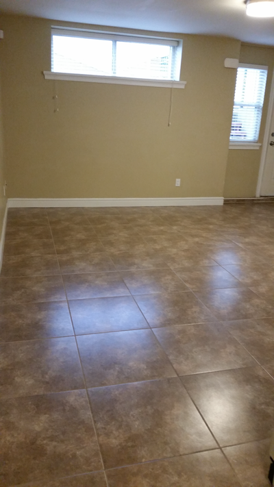 Available Feb 1,2025 or asap Looking for quiet and clean tenants. Spacious 2 bedrooms, kitchen, bath...