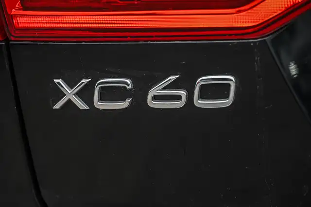 2023 Volvo XC60 in Cars & Trucks in City of Montréal - Image 8