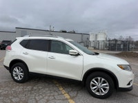 2016 NISSAN ROGUE S PKG AWD CLEAN CARFAX 30 SERVICE RECORDS MUST SEE ONLY $177.77 BI WEEKLY WITH $0... (image 7)
