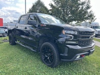 Conquer any terrain with this 2021 Chevrolet Silverado 1500 LT Trail Boss Crew Cab, boasting a power... (image 2)