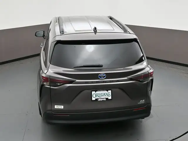 2024 Toyota Sienna XLE in Cars & Trucks in Dartmouth - Image 51