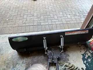 ATV snow plow in Snowblowers in Windsor Region - Image 3
