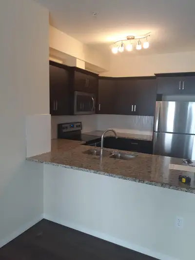 Limited time offer - 1st month rent free, on a 12 month lease. Security Deposit now only $500. **som...