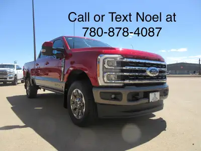 2023 Ford F-350 King Ranch Diesel/ Nav / Pano Sunroof / Leather