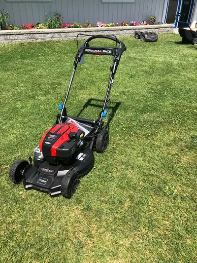 Toro 21" Super Recycler® Electric Start w/Personal Pace® & Smart, View more