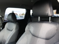 The 2022 Hyundai Santa Fe Essential AWD delivers a perfect mix of versatility, comfort, and confiden... (image 8)