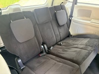 CERTIFIED!! 7 PASSENGER! 1 OWNER POLICE VAN!! SXT MODEL FULL STOW N GO!! REAR CLIMATE!! CRUISE CONTR... (image 9)