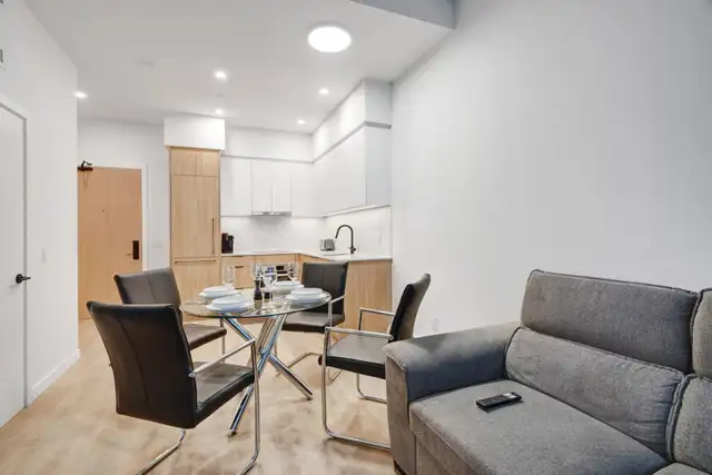 Whalley, 1 bedroom, by blueground- TOR1606228P in Long Term Rentals in City of Toronto - Image 8