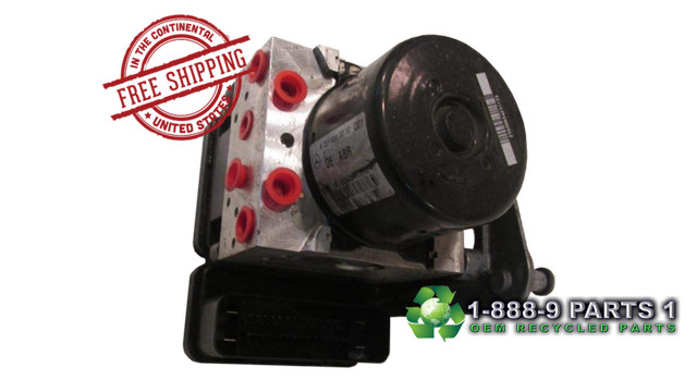 ABS Pump w/Mod Mercedes CLK550 CLK350 CL600 CL550 2006 - 2009 in Other Parts & Accessories in Hamilton - Image 2